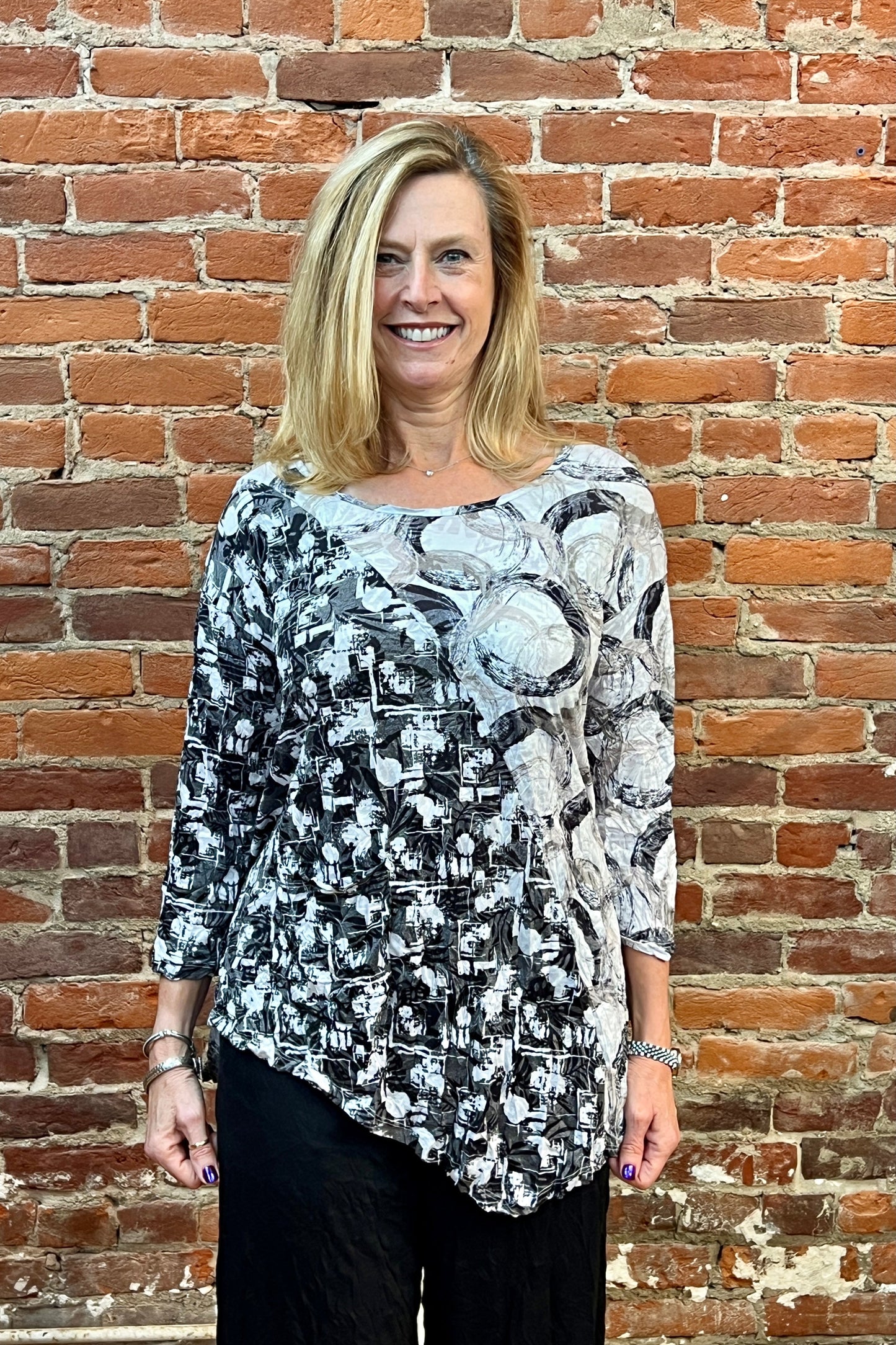 Shana Crinkle Mix Media 3/4 Sleeve Top