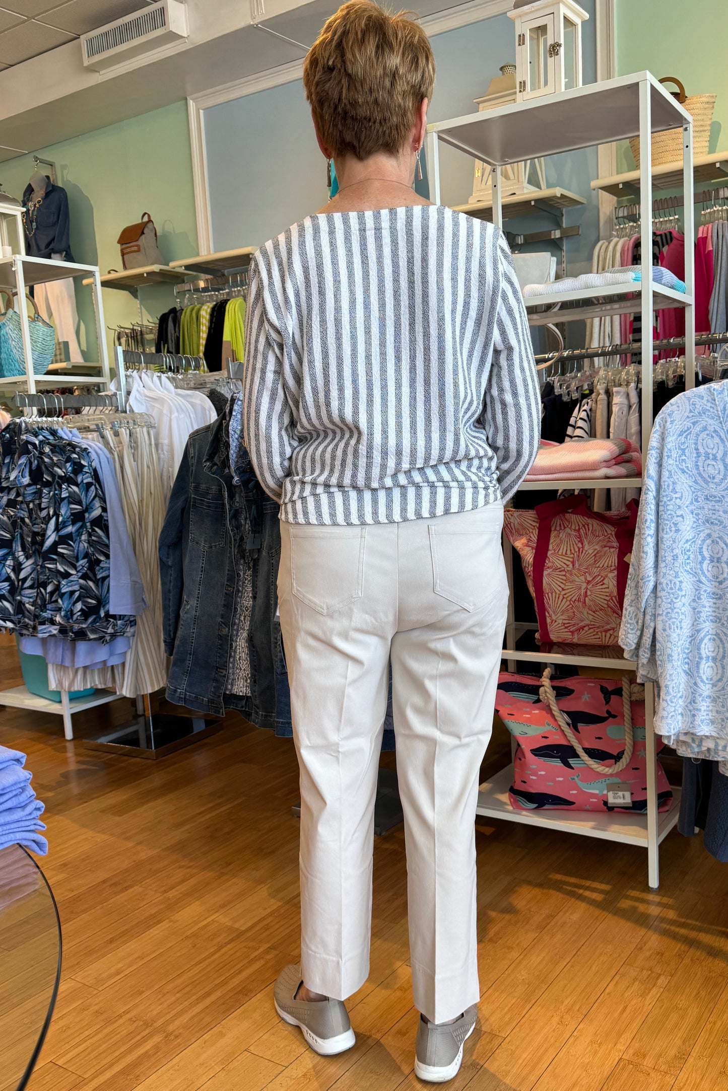 Renuar 25" Pull On Crop Pant-NEW
