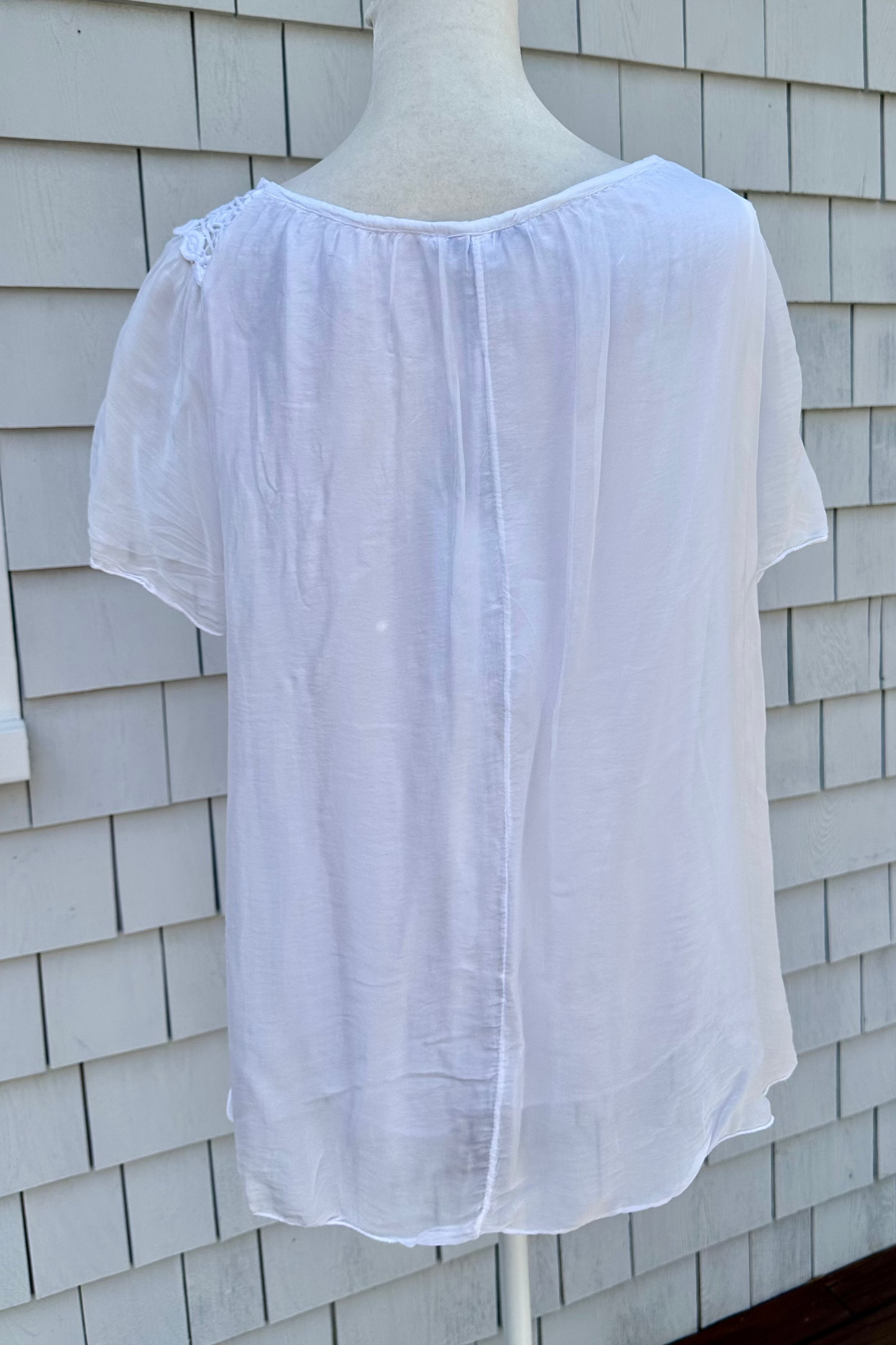Tempo Paris Embroidered Top