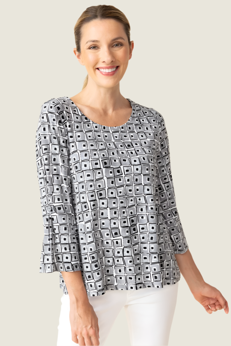 Habitat Core Travel Cubism Pleated Sleeve Top