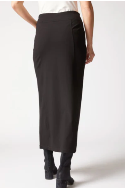 Habitat Core Travel Straight Skirt-NEW!