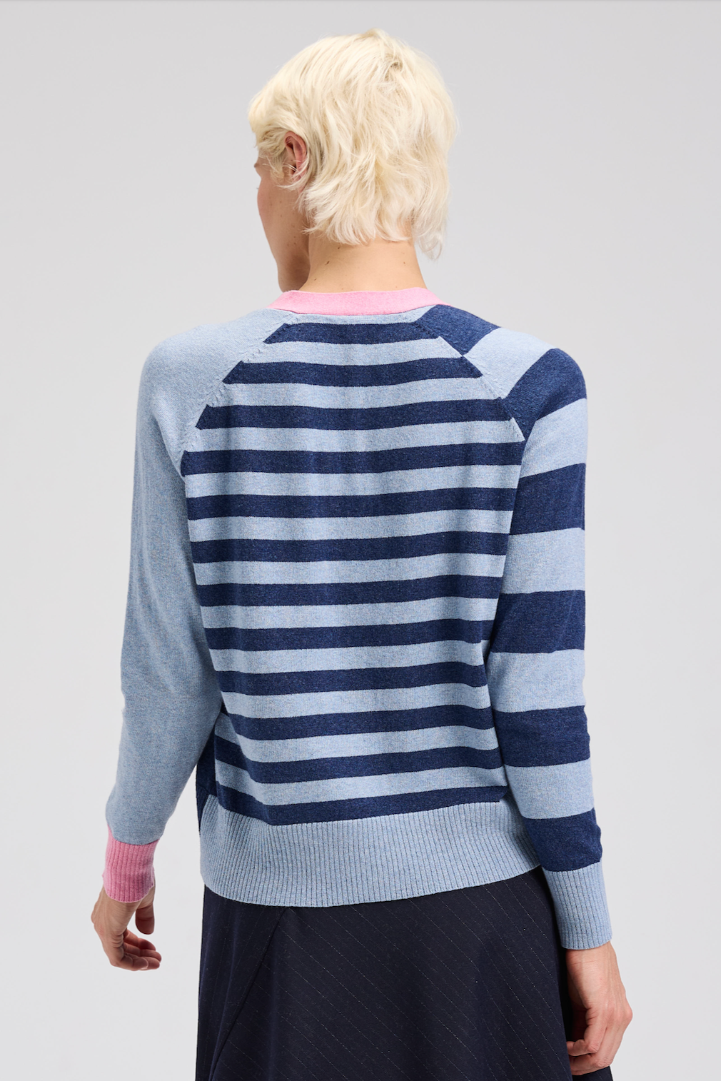 Zaket & Plover V-Neck Cardigan-NEW
