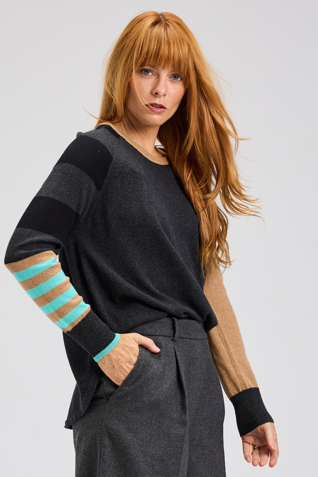 Zaket & Plover My Happy Sweater-NEW