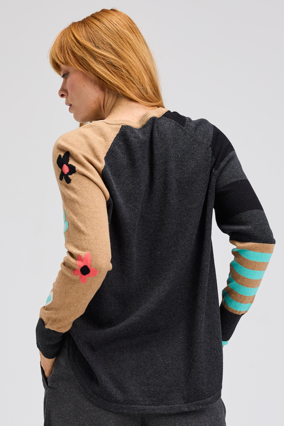 Zaket & Plover My Happy Sweater-NEW