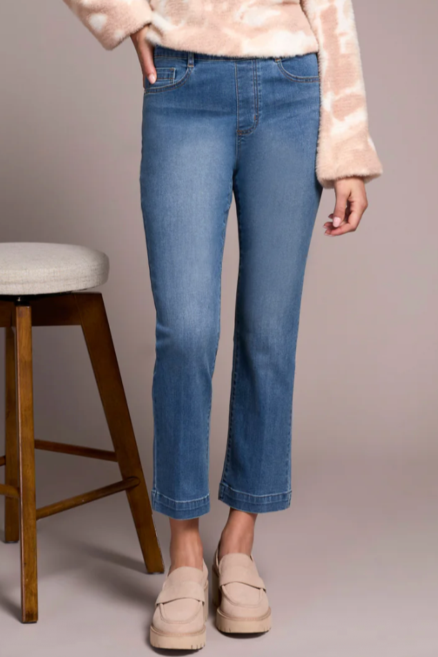 Tribal Audrey Pull on Straight Leg Crop-NEW