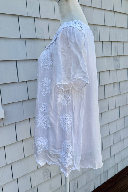 Tempo Paris Embroidered Top