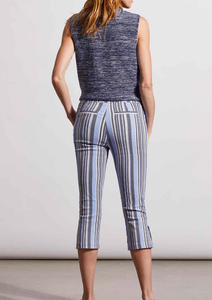 Tribal Pull-on Straight Leg Capri With Button Detail