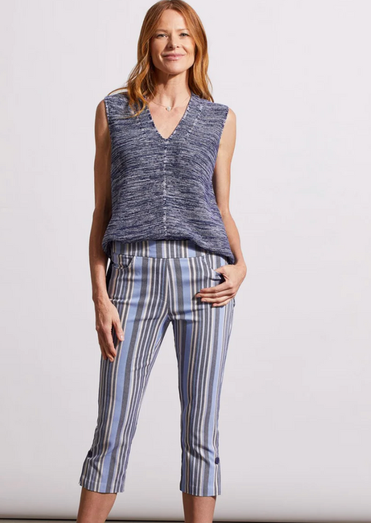 Tribal Pull-on Straight Leg Capri With Button Detail