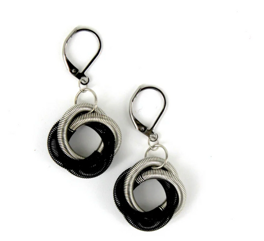 Sea Lily Twist Earring