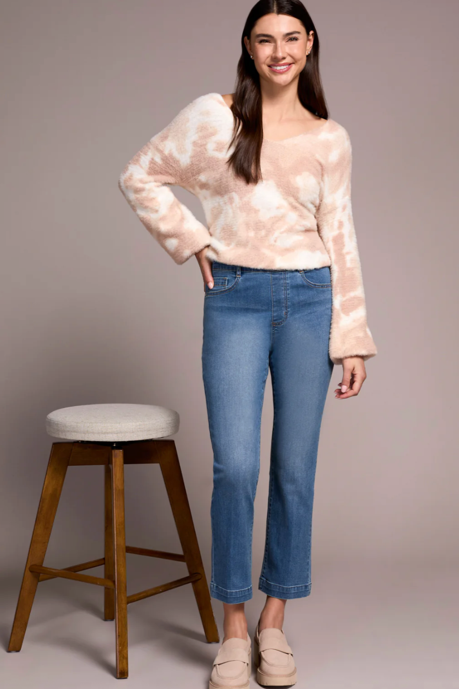 Tribal Audrey Pull on Straight Leg Crop-NEW