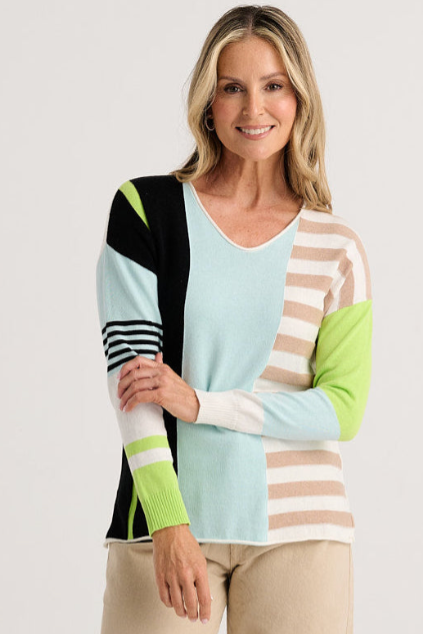 Zaket & Plover Contrast Stripe V-Neck Sweater