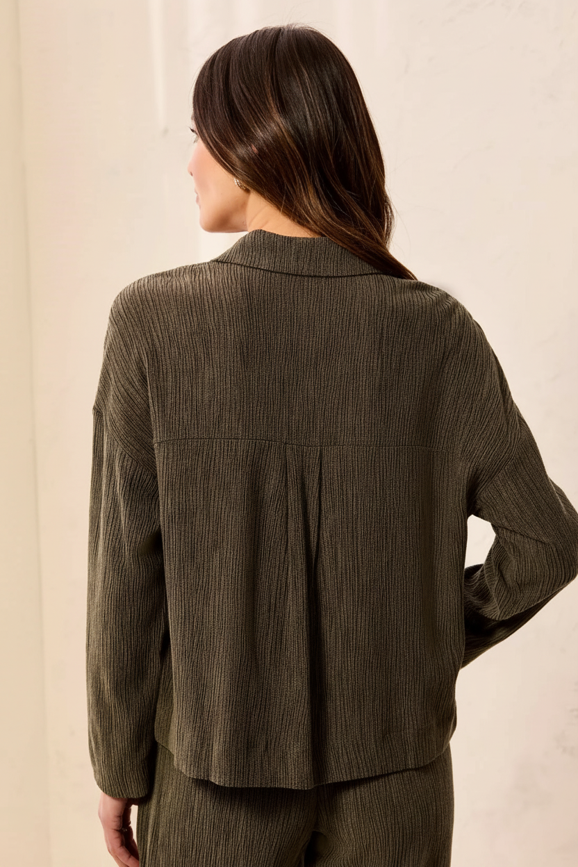 Back view sharpened 2:3