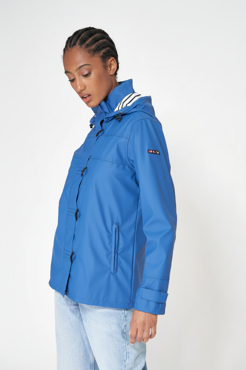 Blue Jacket Side