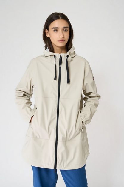 Cropped front-view product image