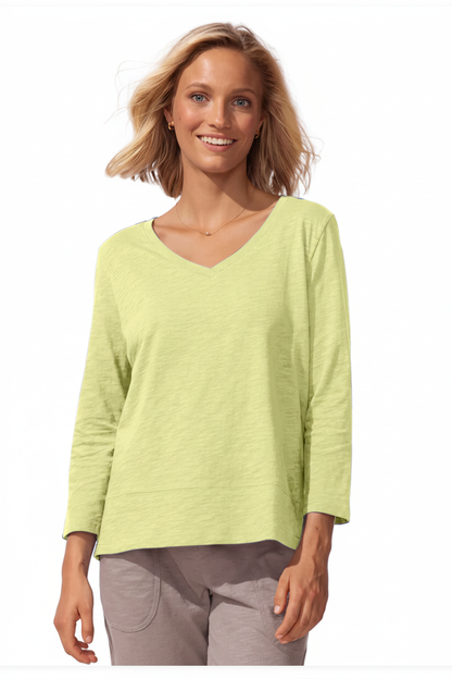 Escape Cotton Easy V-Neck Tee – Kiwi