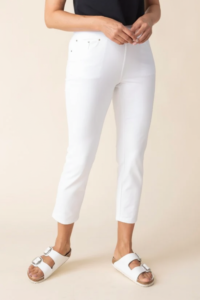 Front close-up - white crop pants