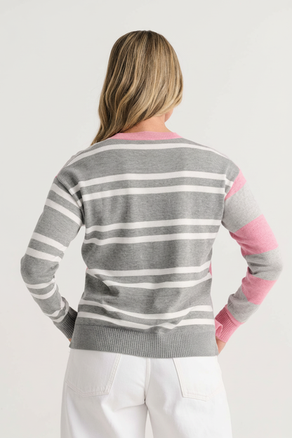 Pink grey back sharpened 2:3