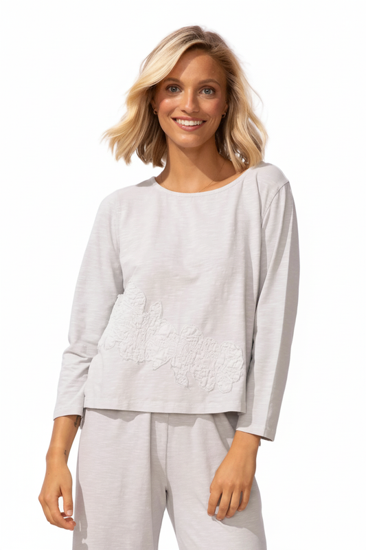 Sharpened front view - 2:3 crop