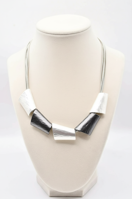 Silver Wire Necklace – Sharpened 2:3